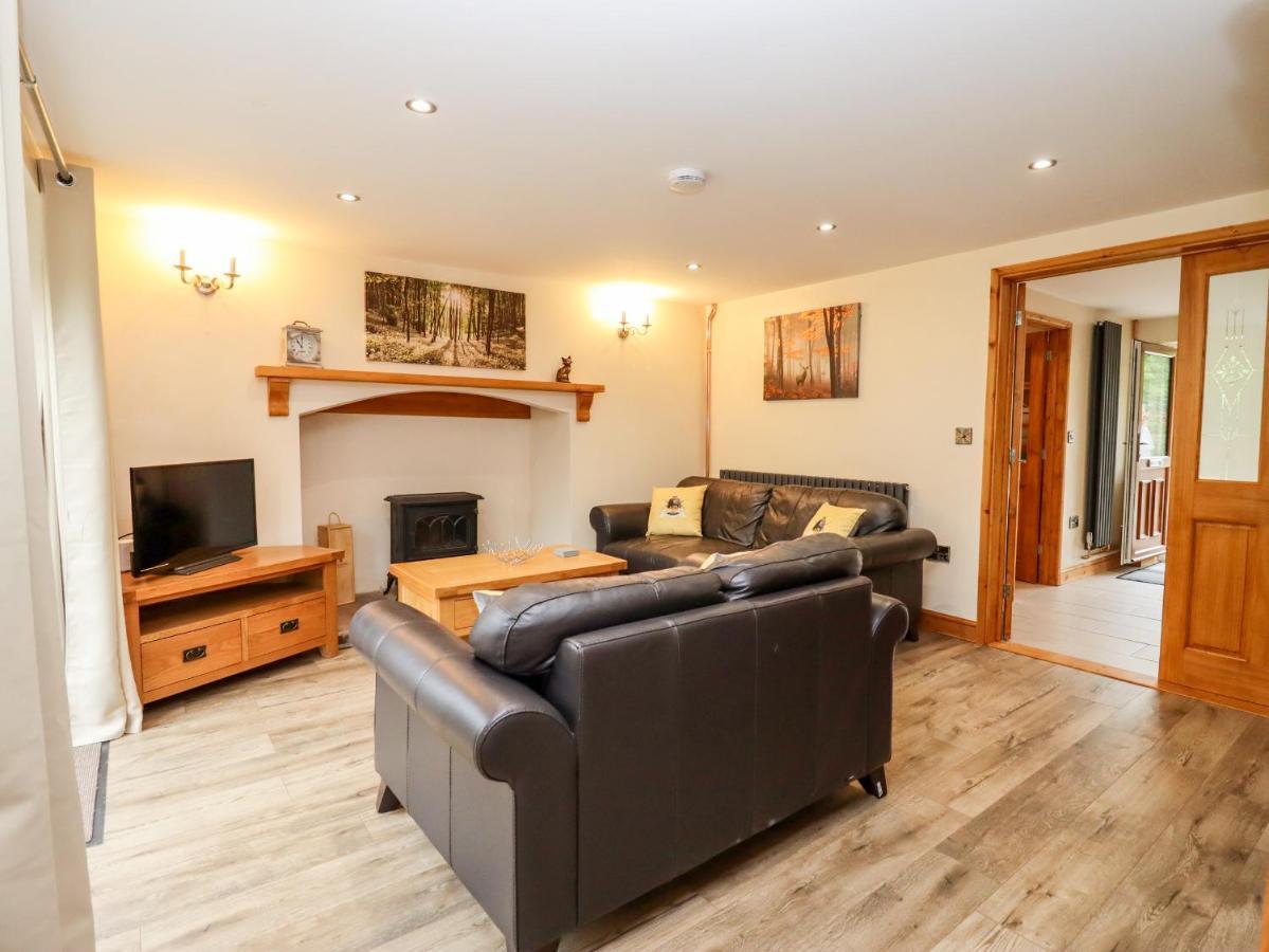 1 Greenway Cinderford Εξωτερικό φωτογραφία