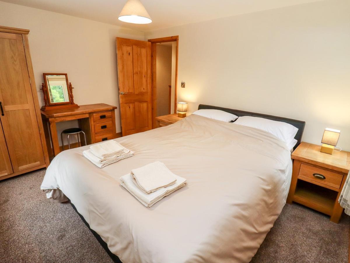 1 Greenway Cinderford Εξωτερικό φωτογραφία